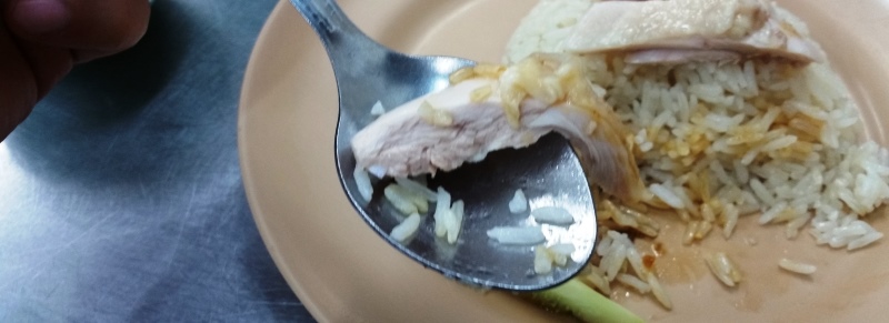 カオマンガイの鶏肉